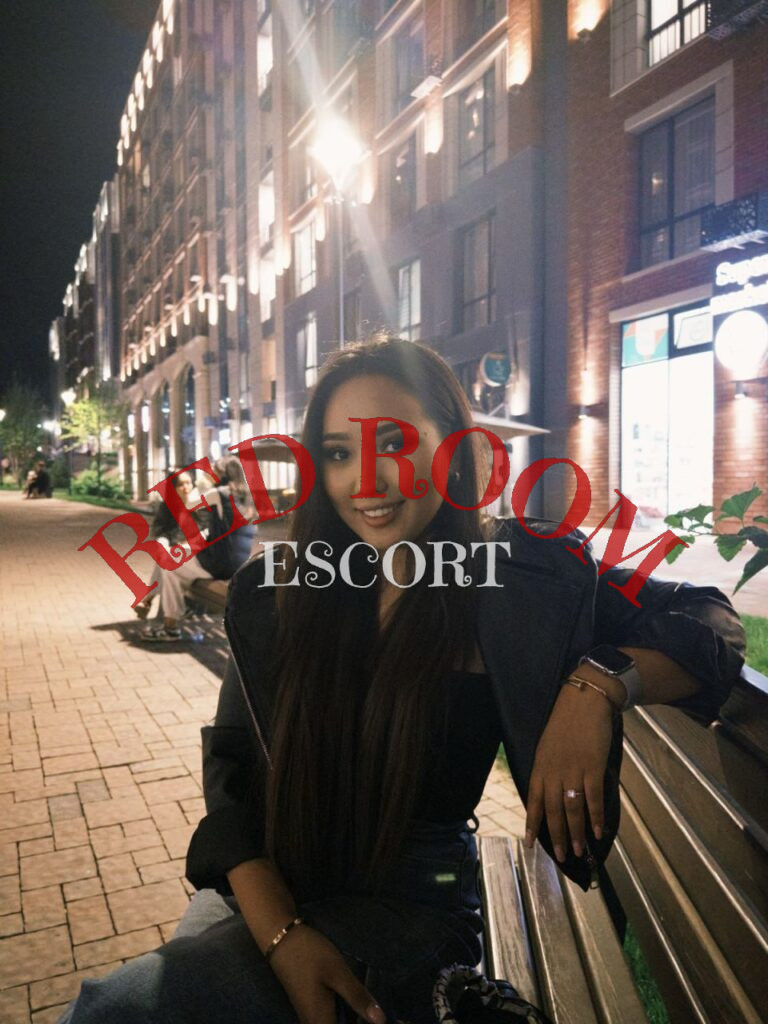 Эскортница Айдана - грудь 2, рост 160 см, вес 61 кг, цвет волос Шатенки, этничность Азиатская