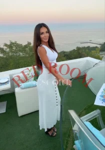 Эскортница Катя - грудь 3, рост 172 см, вес 58 кг, цвет волос Шатенки
