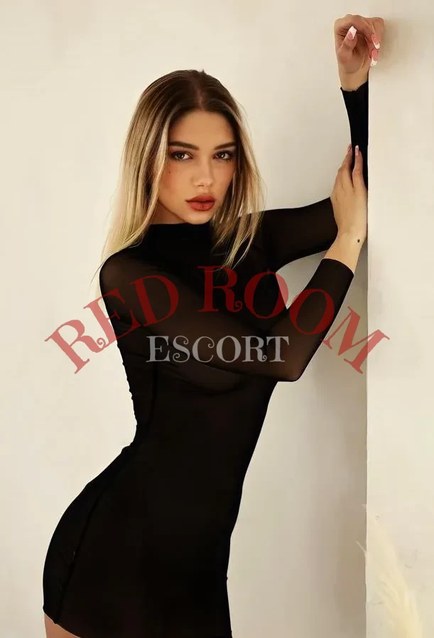 Эскортница Катрина - грудь 3, рост 172 см, вес 53 кг, цвет волос Блондинки