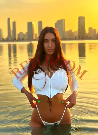 Эскортница Галина - грудь 3, рост 172 см, вес 57 кг, цвет волос Шатенки