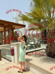 Эскортница Мони - грудь 1.75, рост 165 см, вес 54 кг, цвет волос Брюнетки