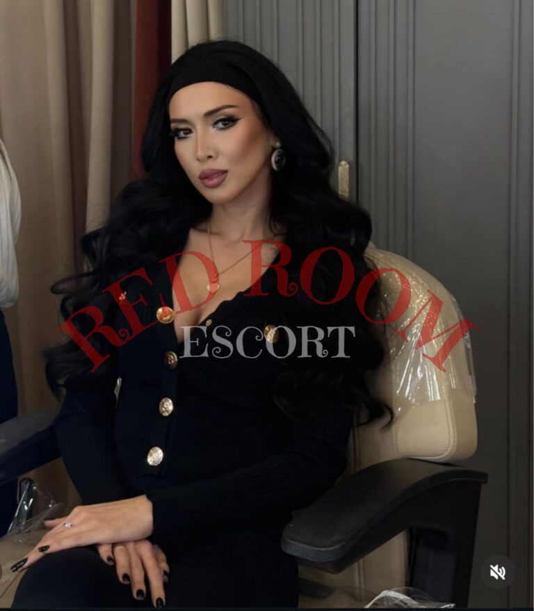 Эскортница Николь - грудь 3, рост 172 см, вес 46 кг, цвет волос Брюнетки, этничность Азиатская